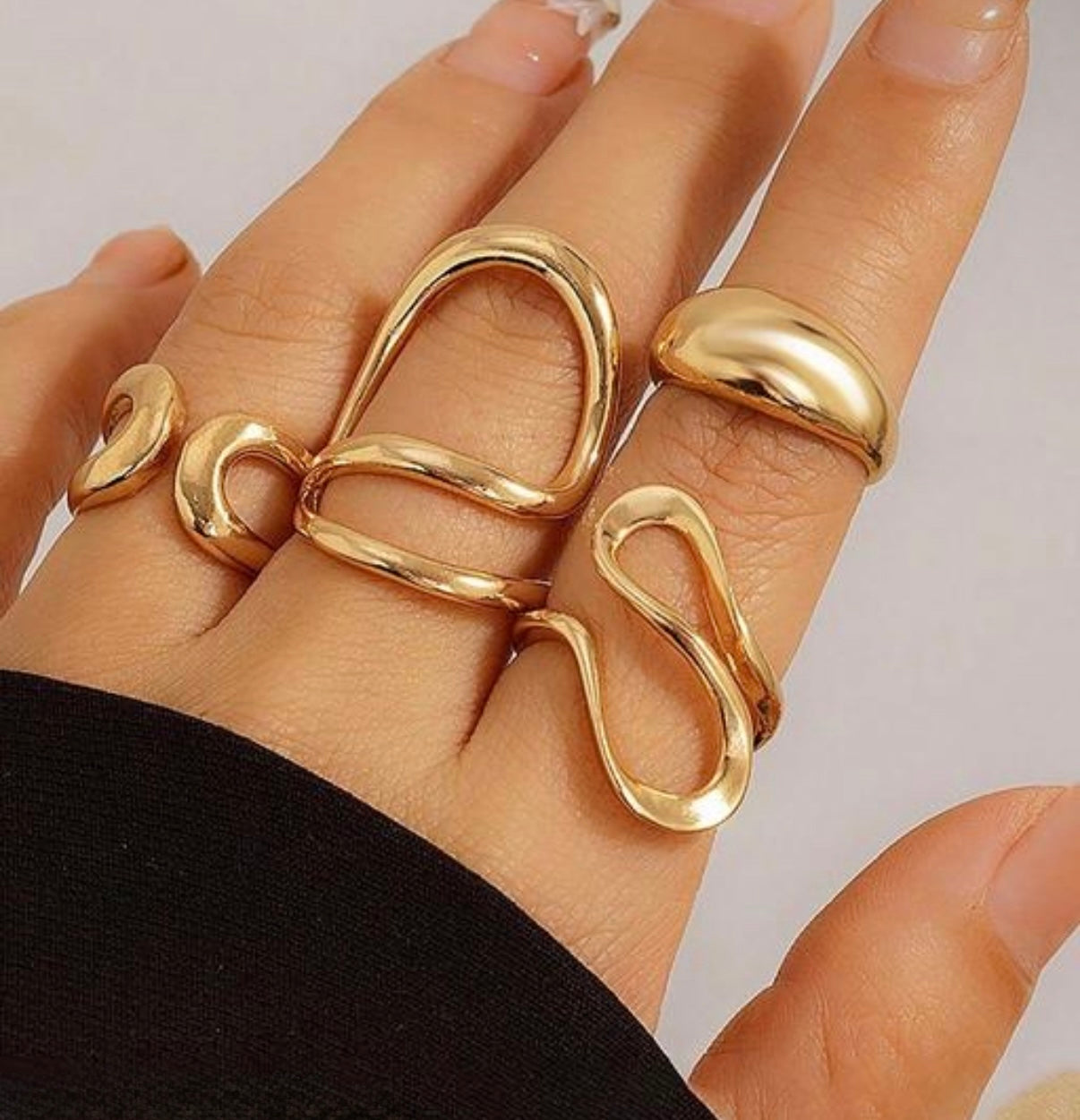 Aurora Flow Gold Ring Set