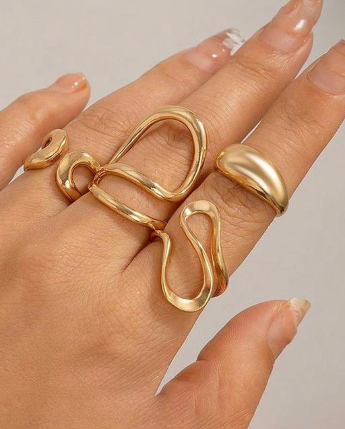 Aurora Flow Gold Ring Set