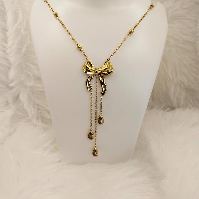 Vunm Elegant Golden Bow Pendant Necklace